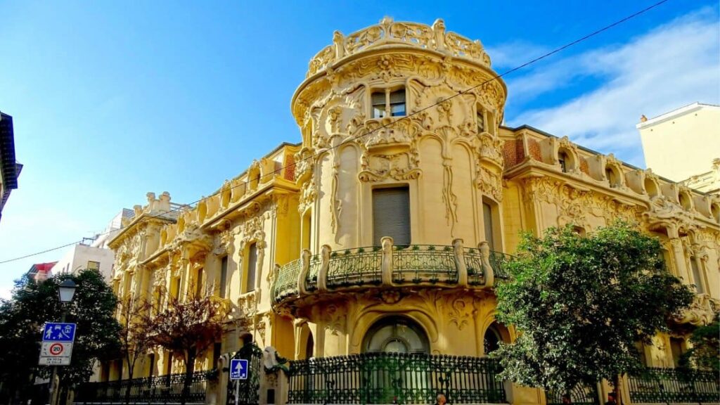 Дворец Лонгория (Palacio de Longoria)